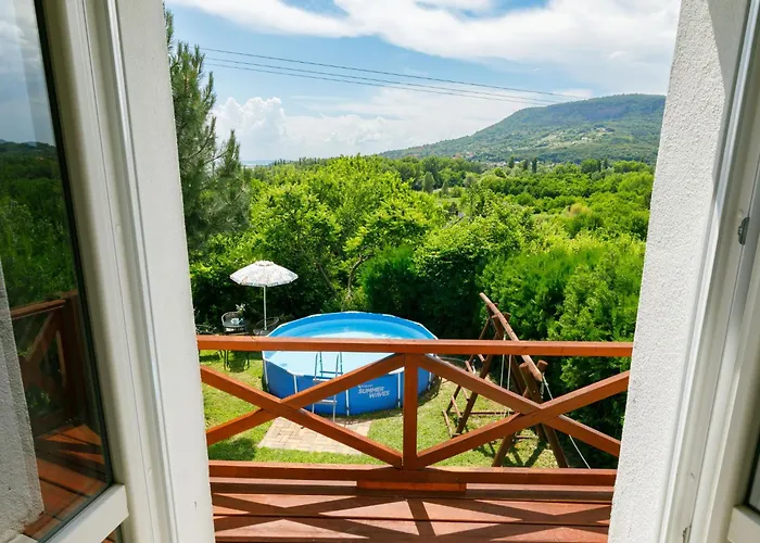 בית נופש Toth By Interhome Badacsony